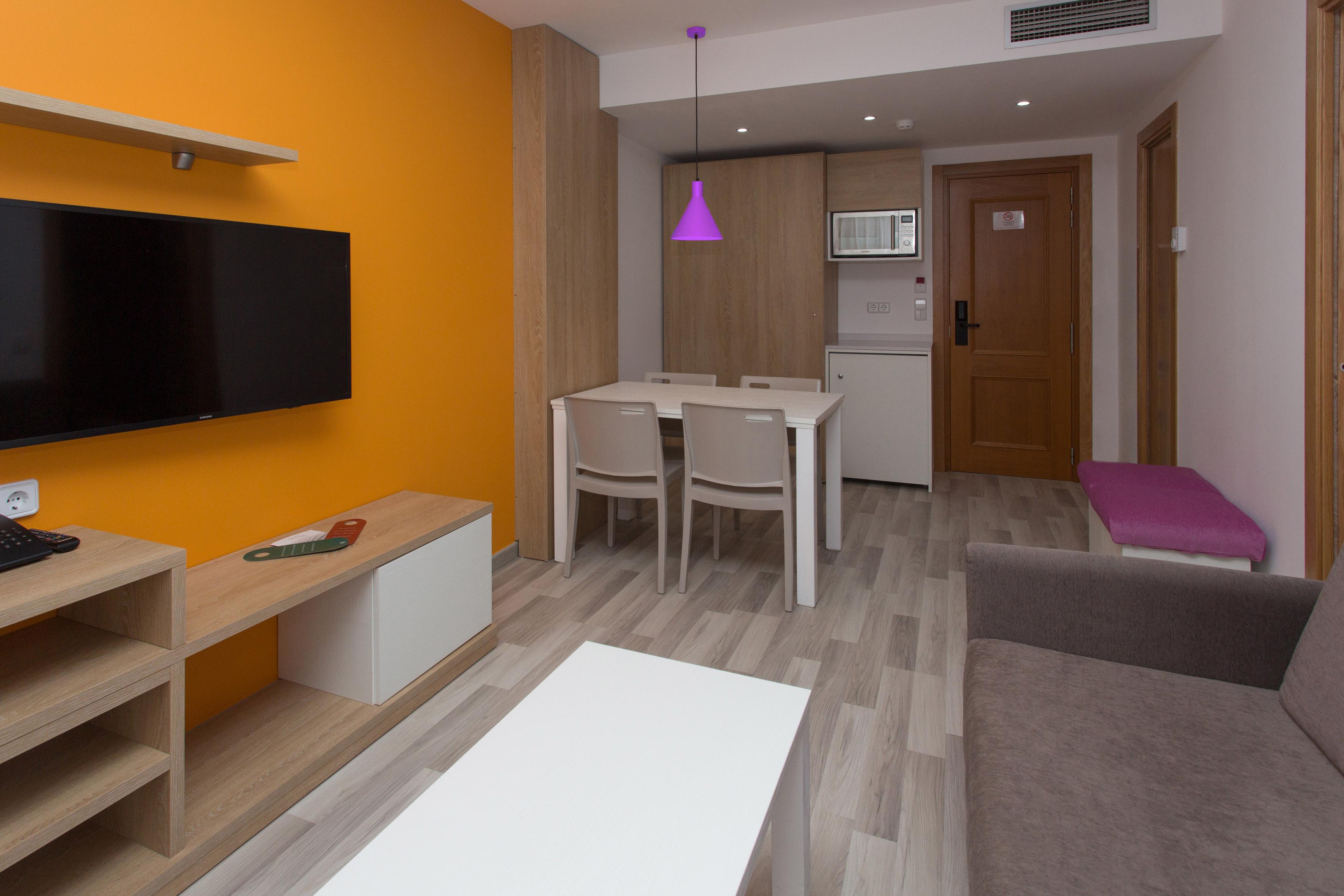 Aparthotel Acuasol 4*
