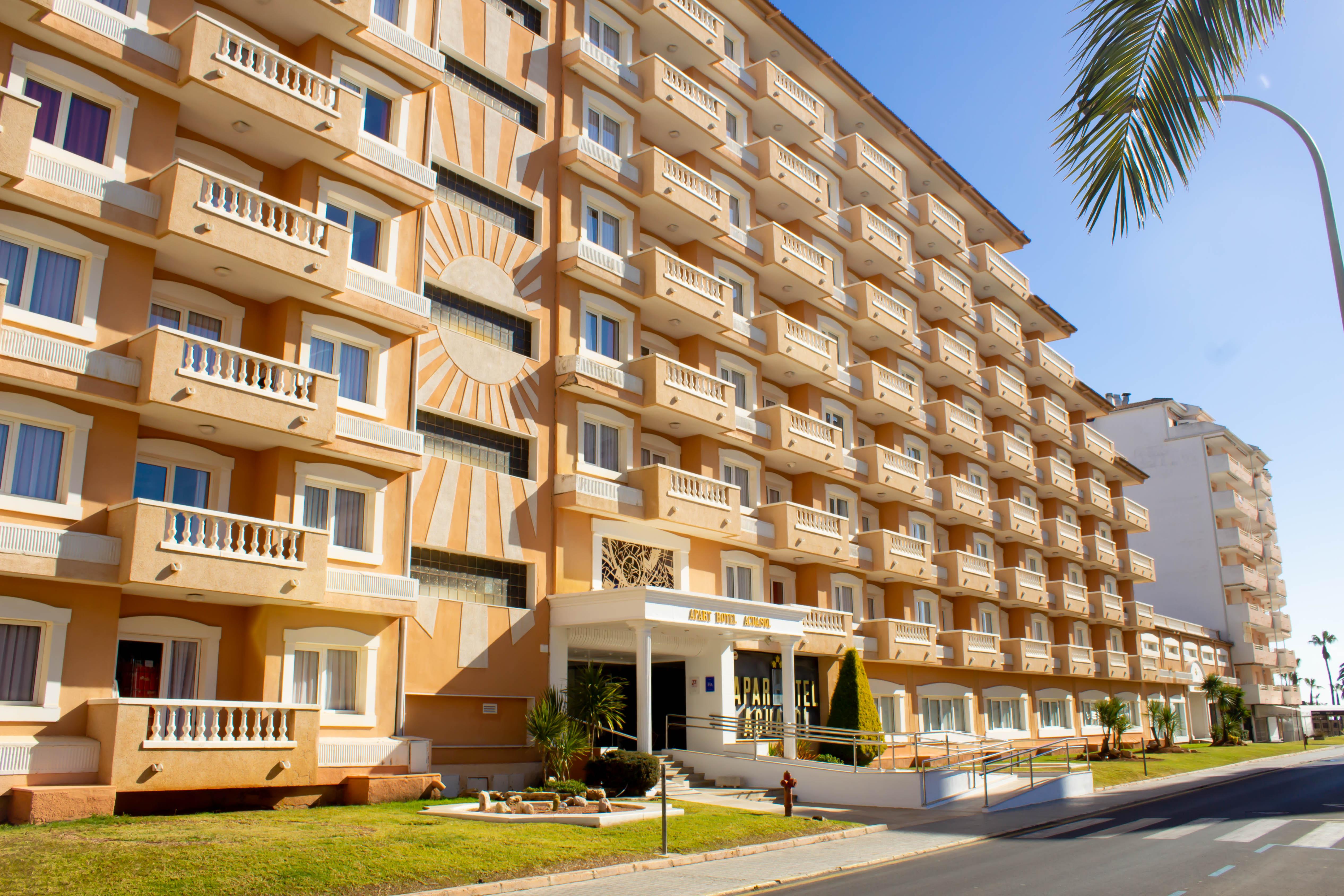 Acuasol Aparthotel