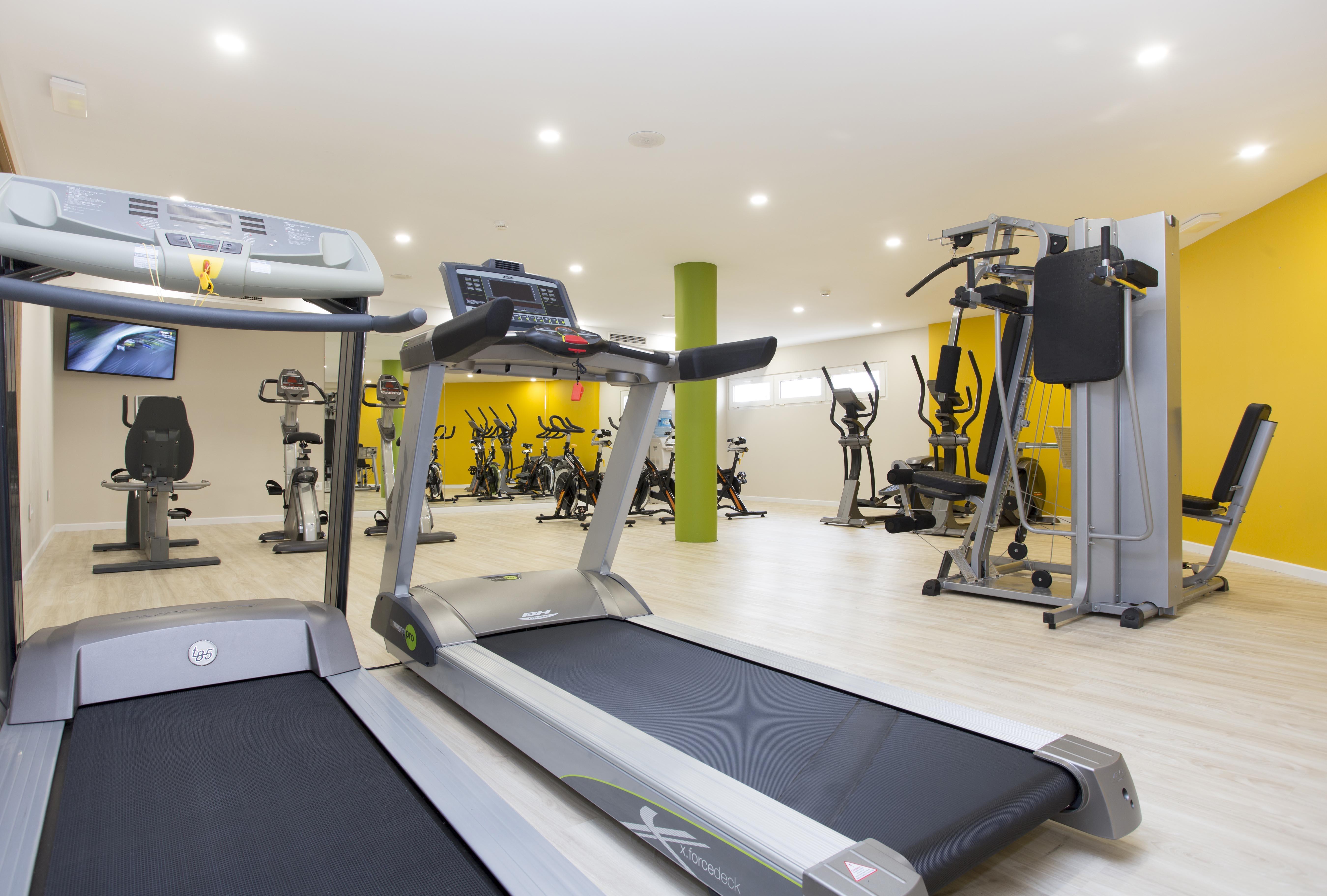 Acuasol Aparthotel 4*